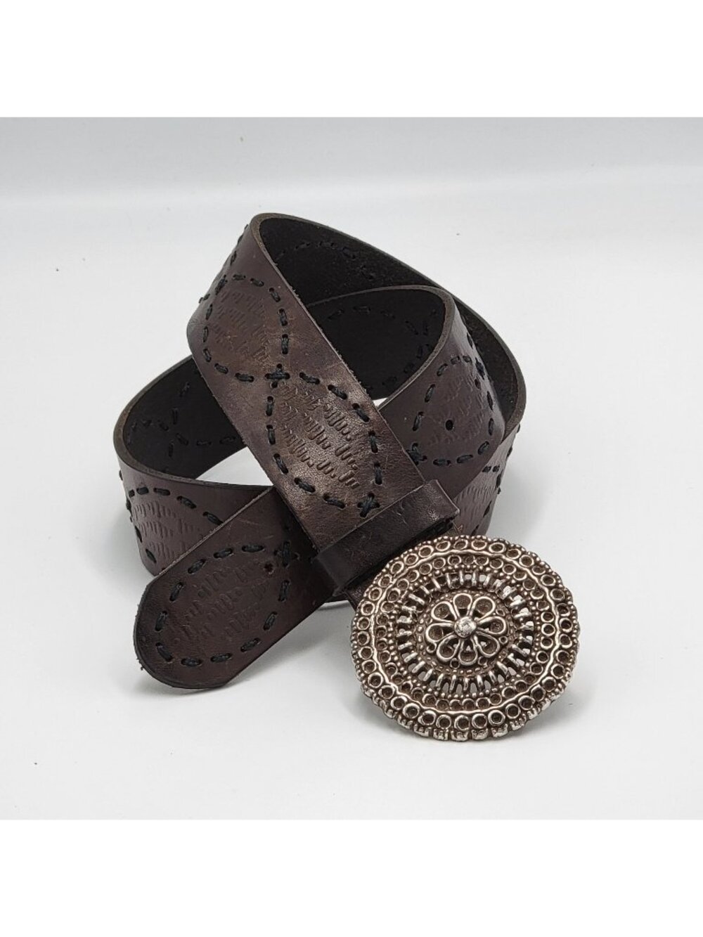 Vtg Y2K Western/Boho Brown Leather Belt With Decorative Silver Buckle & Embroide